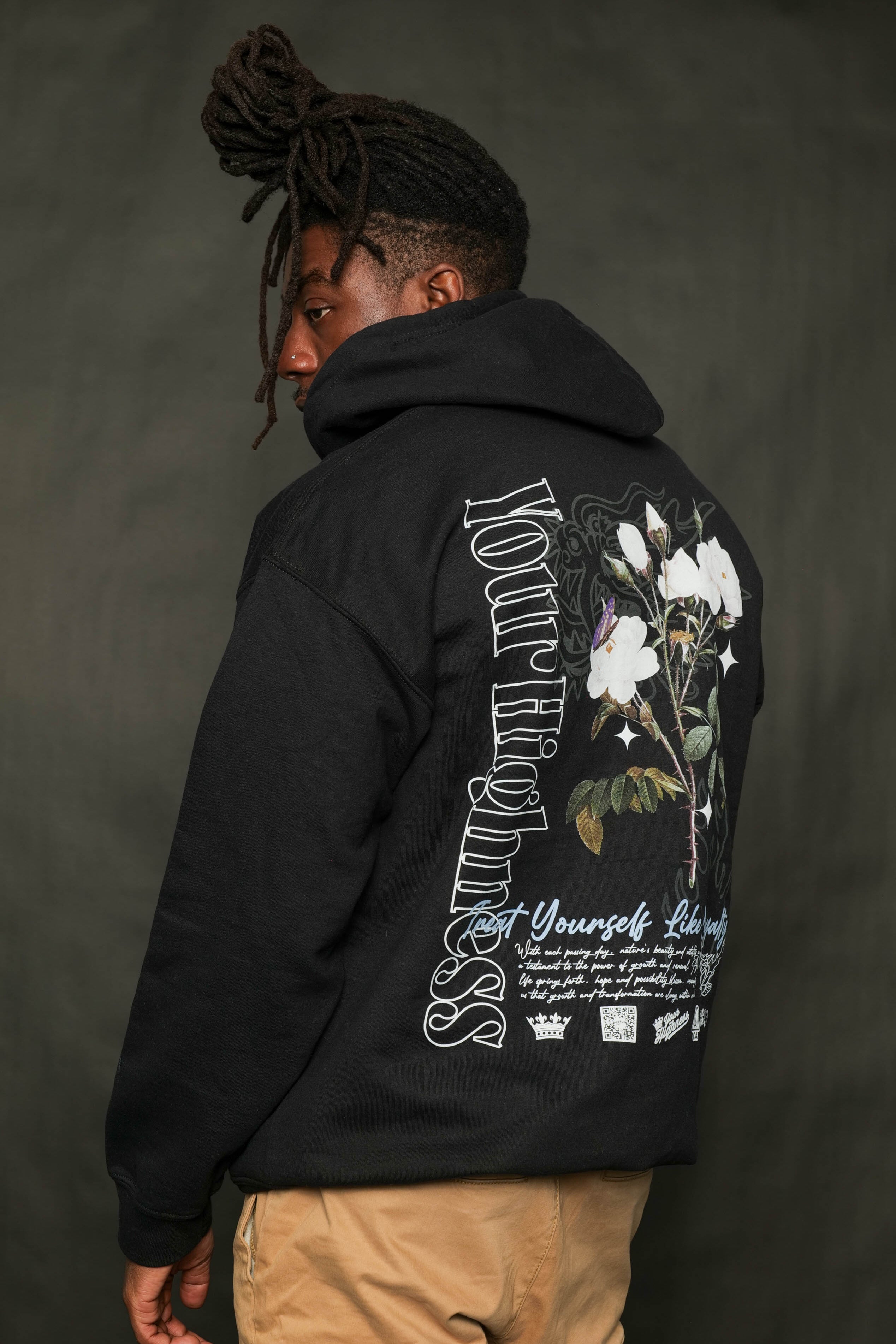 Camellia Zip Hoodie Black