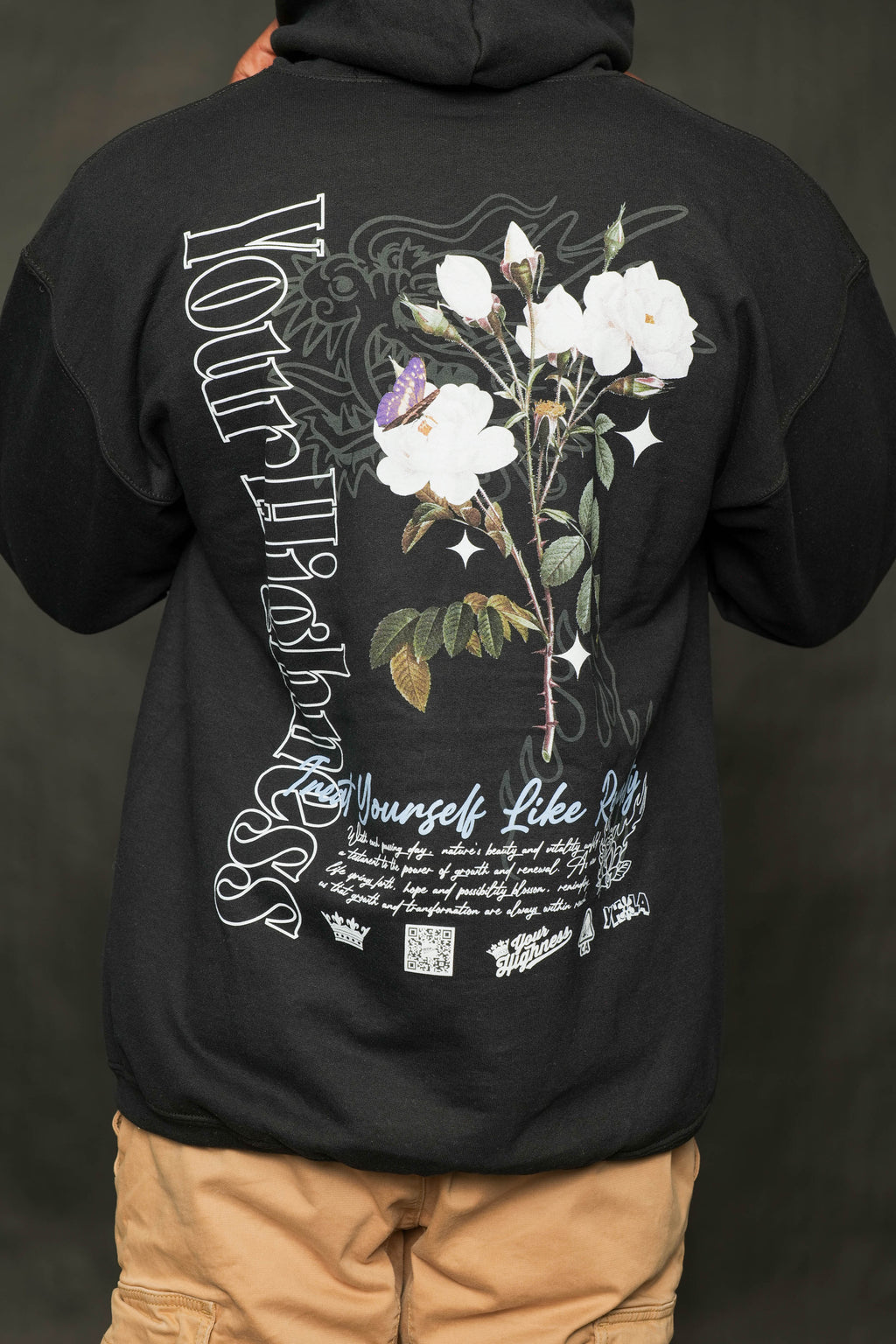Camellia Zip Hoodie Black