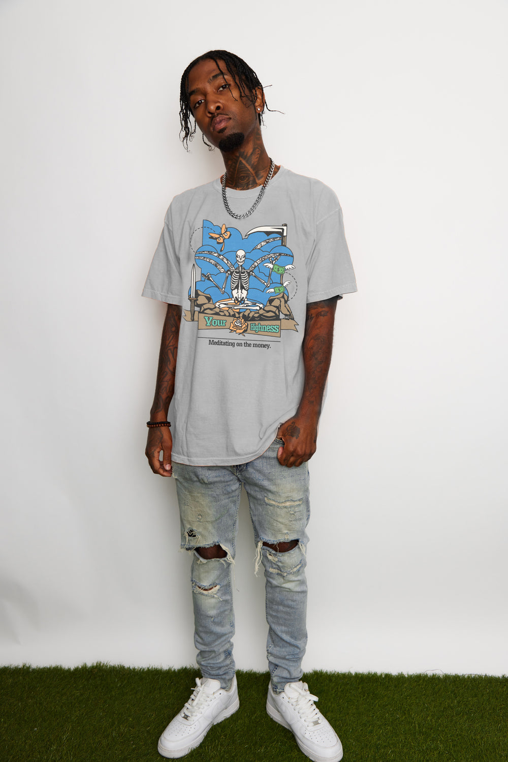 Meditating S/S Tee Grey